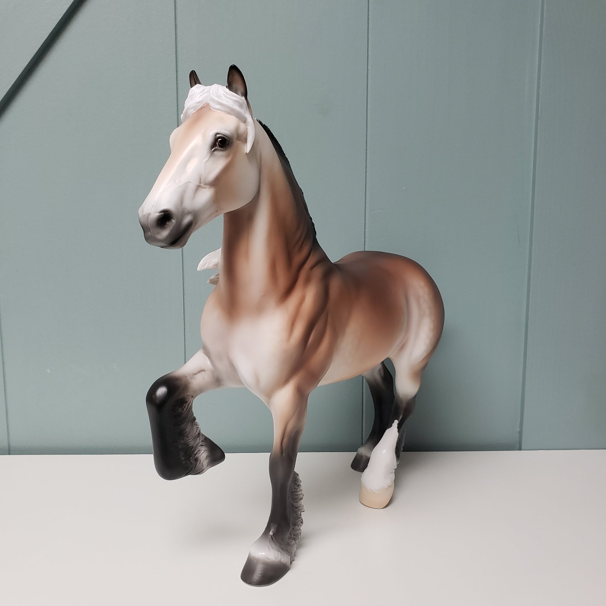 SAMPLE Gryngolet - Trotting Drafter By Ellen Robbins Sir Gawain and the Green Knight Classic Literature Series 2024 SS624