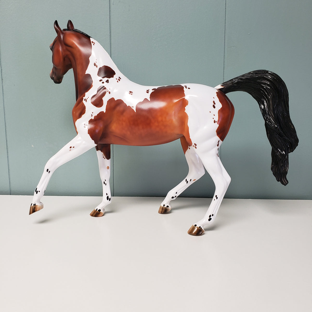 Donation to Happy Kamper Show Tracy Anne LE-15 Run Bay Tobiano with Cat Tracks Custom Arab Mare By Julie Keim