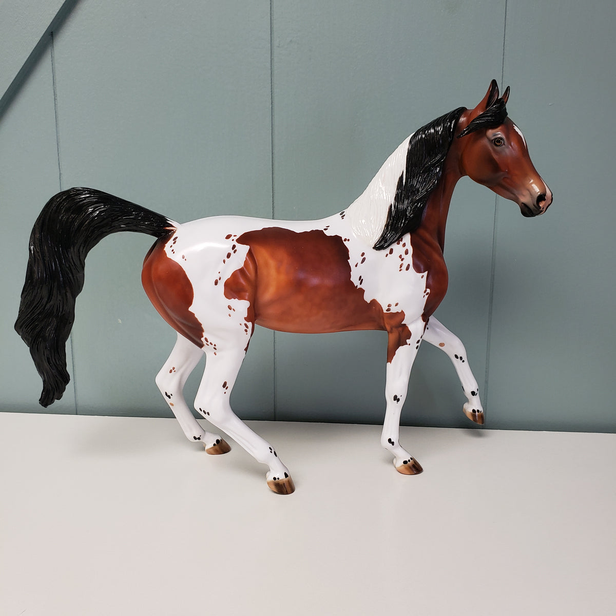 Donation to Happy Kamper Show Tracy Anne LE-15 Run Bay Tobiano with Cat Tracks Custom Arab Mare By Julie Keim