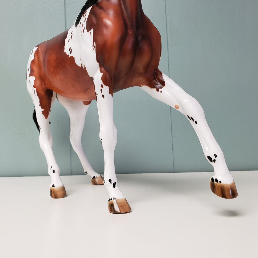 Donation to Happy Kamper Show Tracy Anne LE-15 Run Bay Tobiano with Cat Tracks Custom Arab Mare By Julie Keim