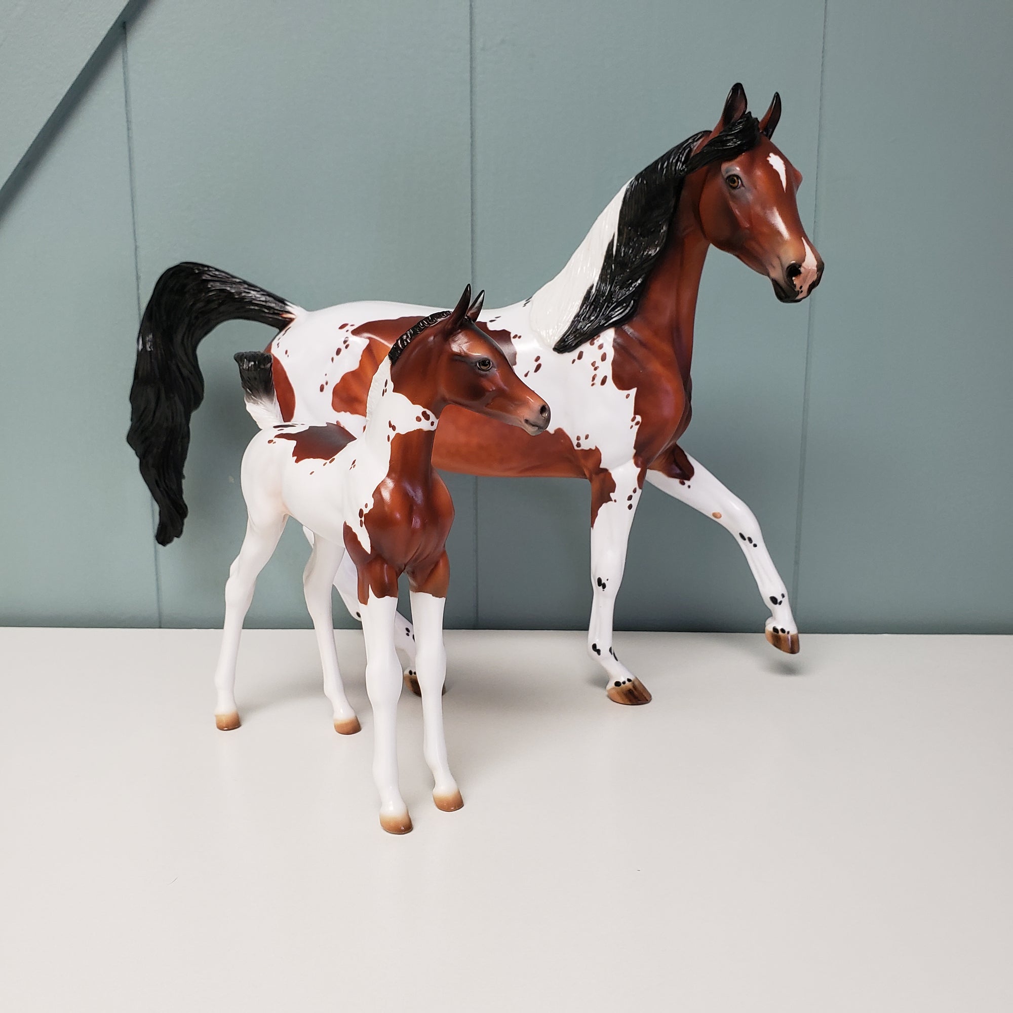 Donation to Happy Kamper Show Tracy Anne LE-15 Run Bay Tobiano with Cat Tracks Custom Arab Mare By Julie Keim