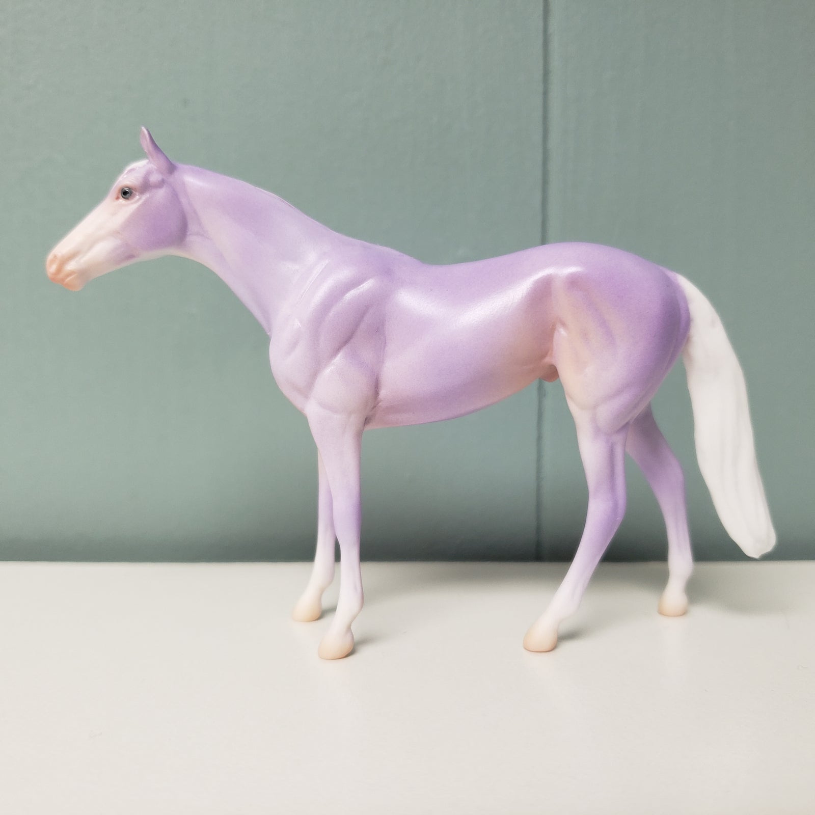 Lavender Sky LE-6 Lavender Deco Thoroughbred Chip By Jess Hamill