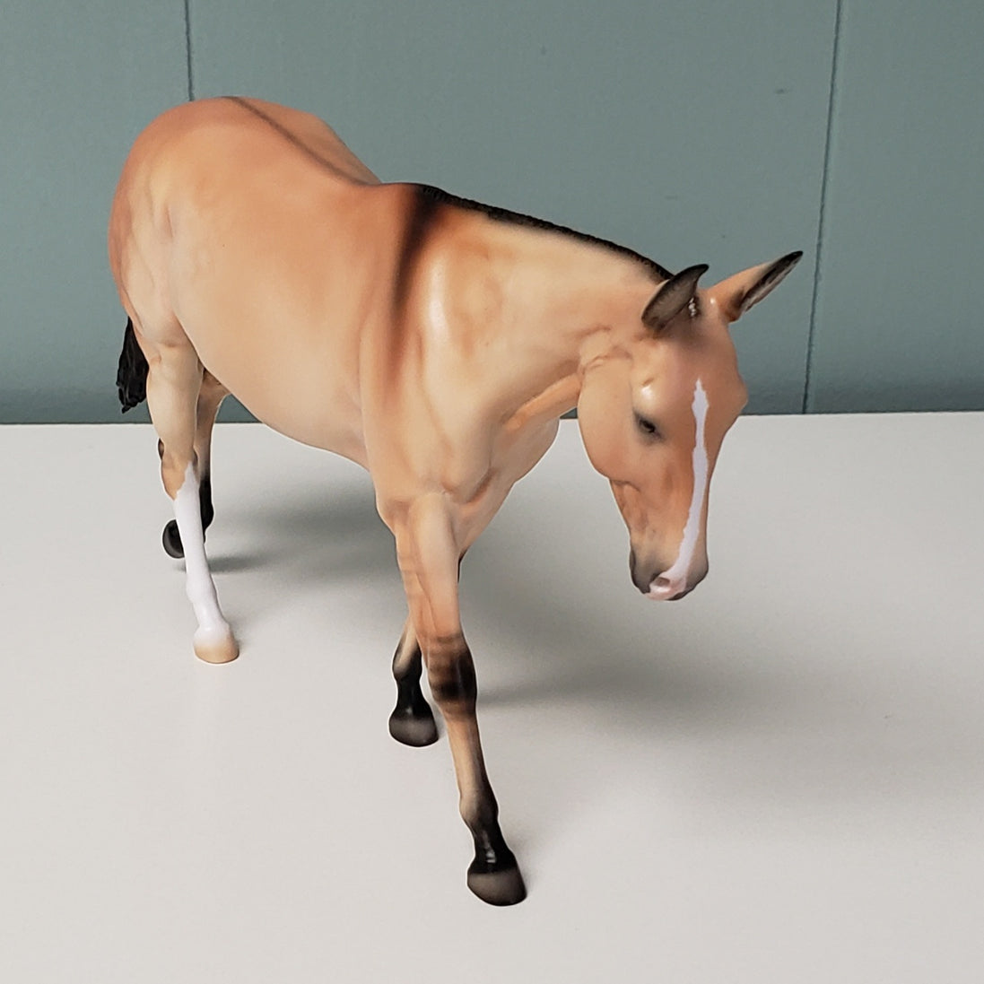 Muse LE-65 Run - Equilocity 2024 Art of the Horse Friday Night Dinner Model ~ Available to Attendees Only - Dappled Bay Dun Pebble Mule By Ellen Robbins EQ24