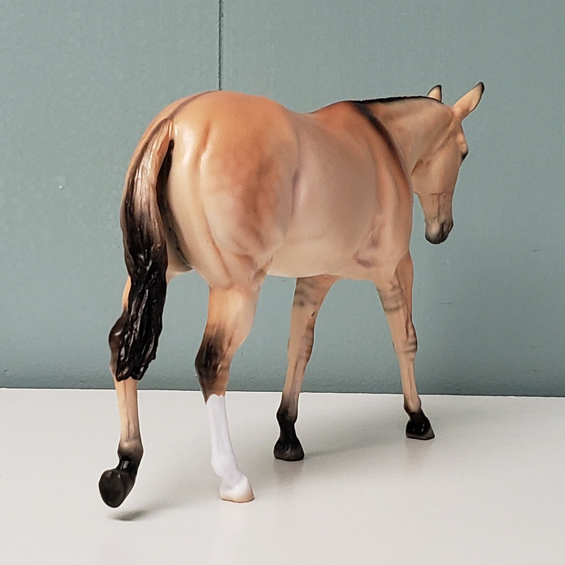 Muse LE-65 Run - Equilocity 2024 Art of the Horse Friday Night Dinner Model ~ Available to Attendees Only - Dappled Bay Dun Pebble Mule By Ellen Robbins EQ24