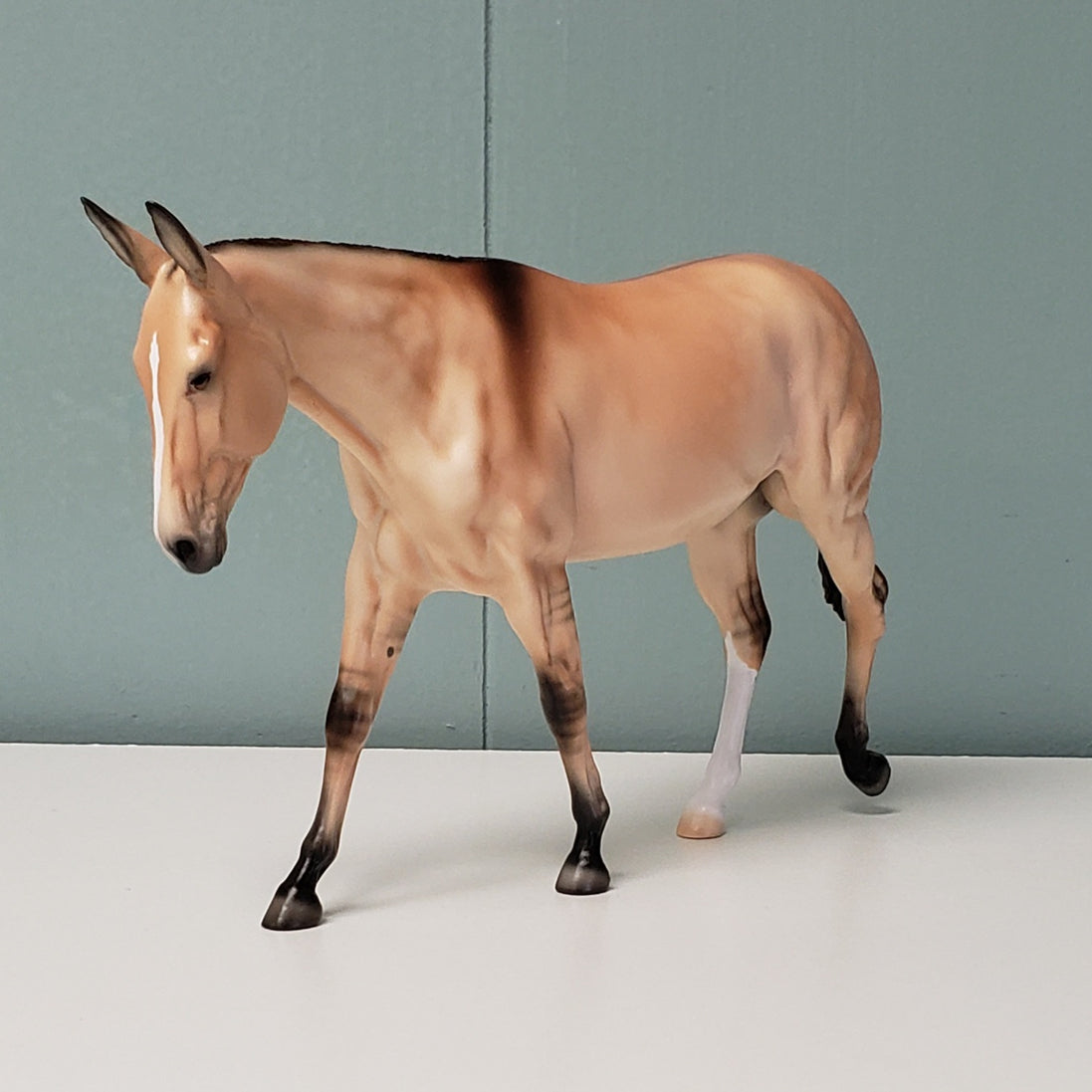 Muse LE-65 Run - Equilocity 2024 Art of the Horse Friday Night Dinner Model ~ Available to Attendees Only - Dappled Bay Dun Pebble Mule By Ellen Robbins EQ24