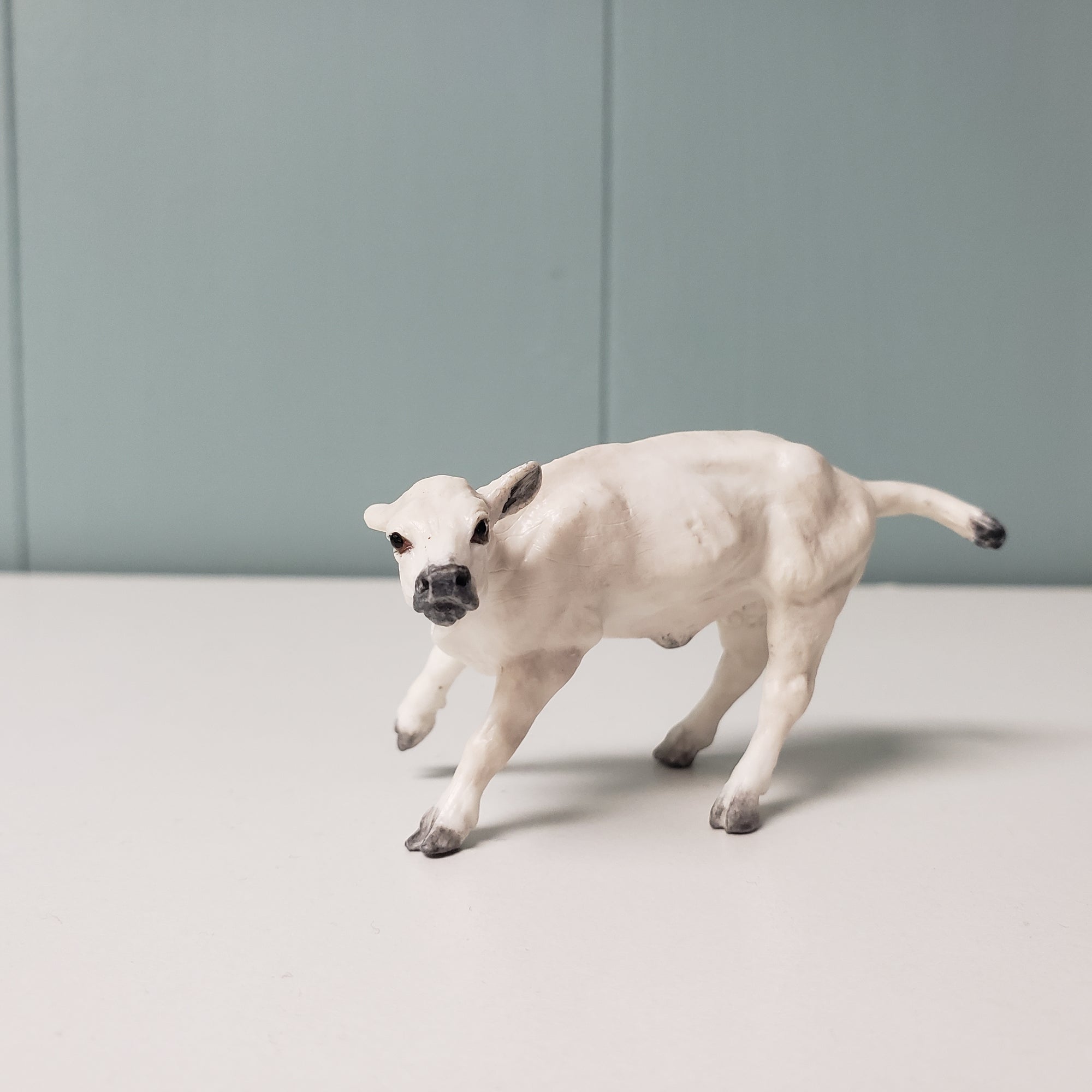 Wellington OOAK Cream W/ Black Points Cow Chip By Andrea Thomason - National Hamburger Day - HBD24