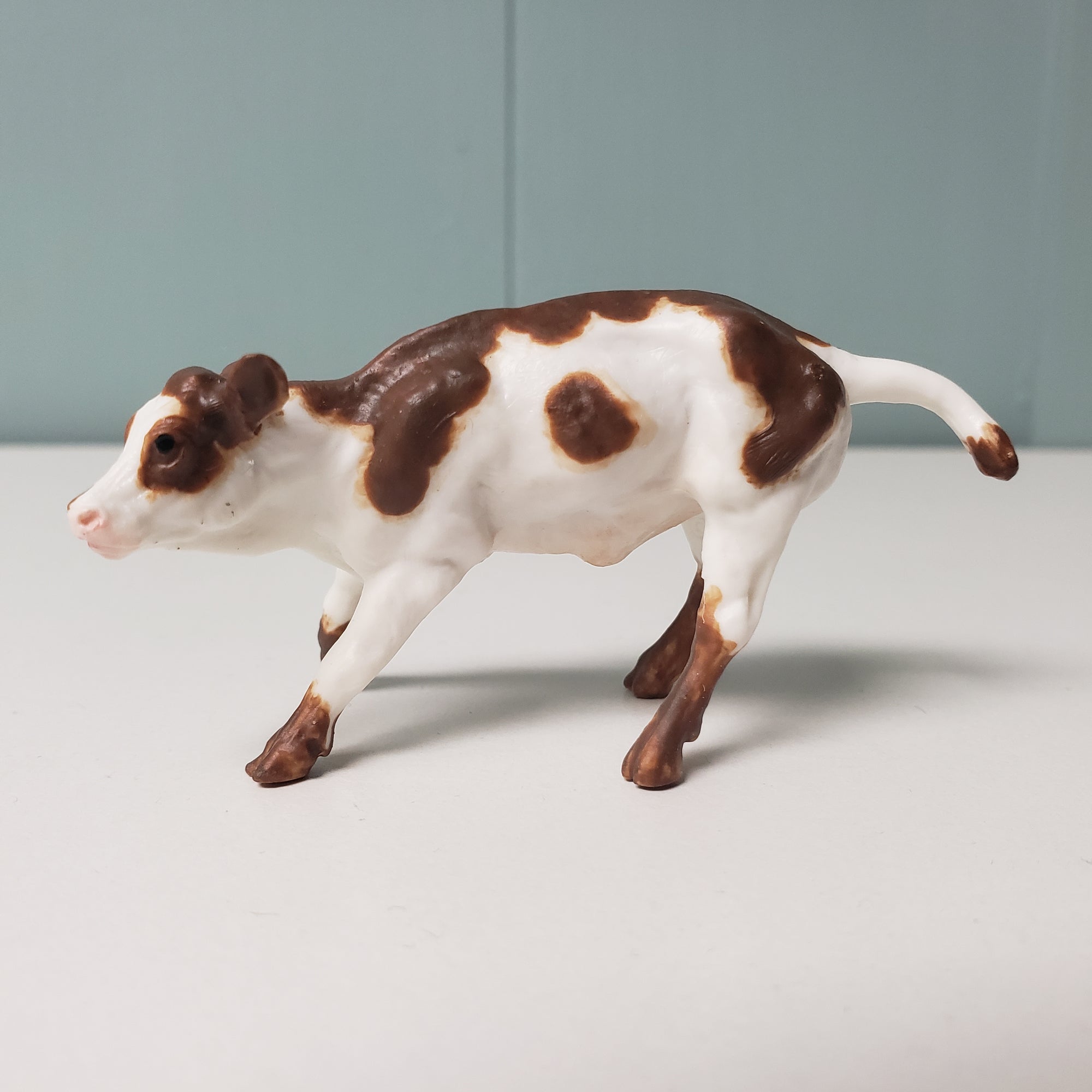 Top Round OOAK Brown & White Cow Chip By Andrea Thomason - National Hamburger Day - HBD24