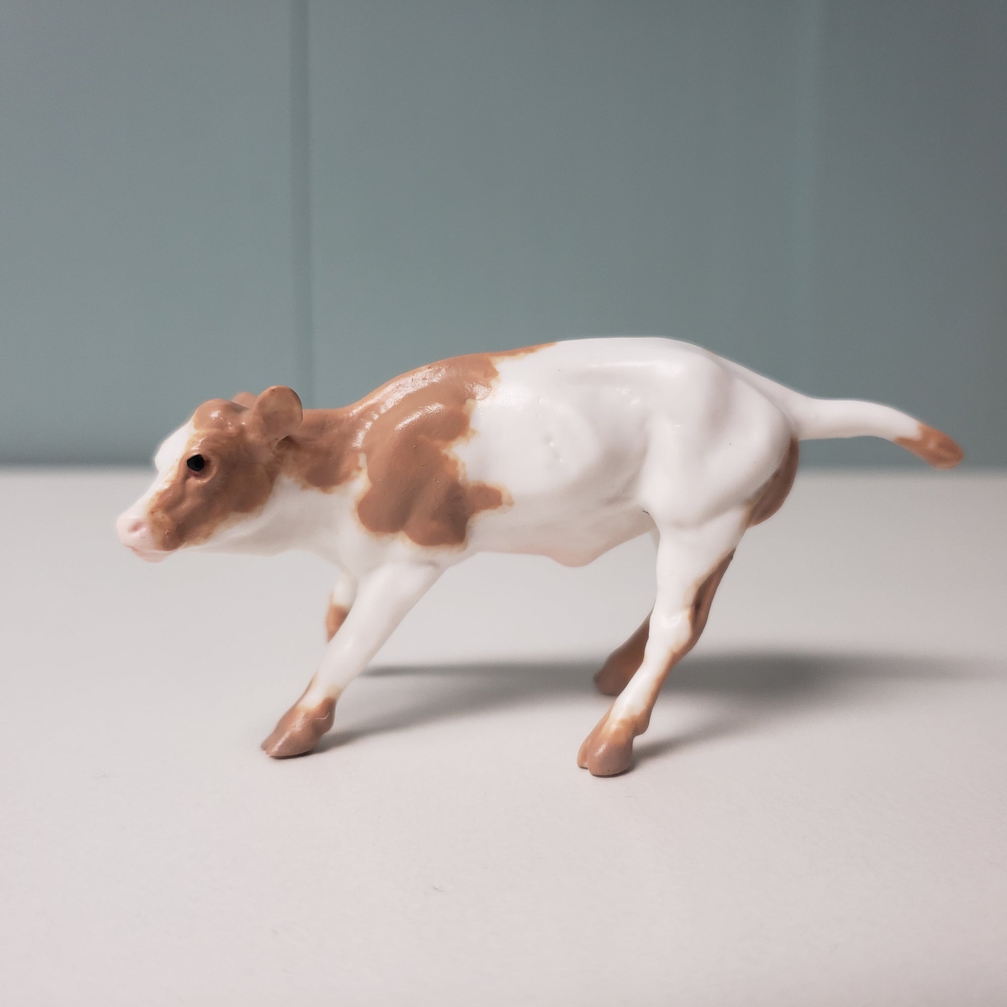 Rump OOAK Light Brown & White Cow Chip By Andrea Thomason - National Hamburger Day - HBD24