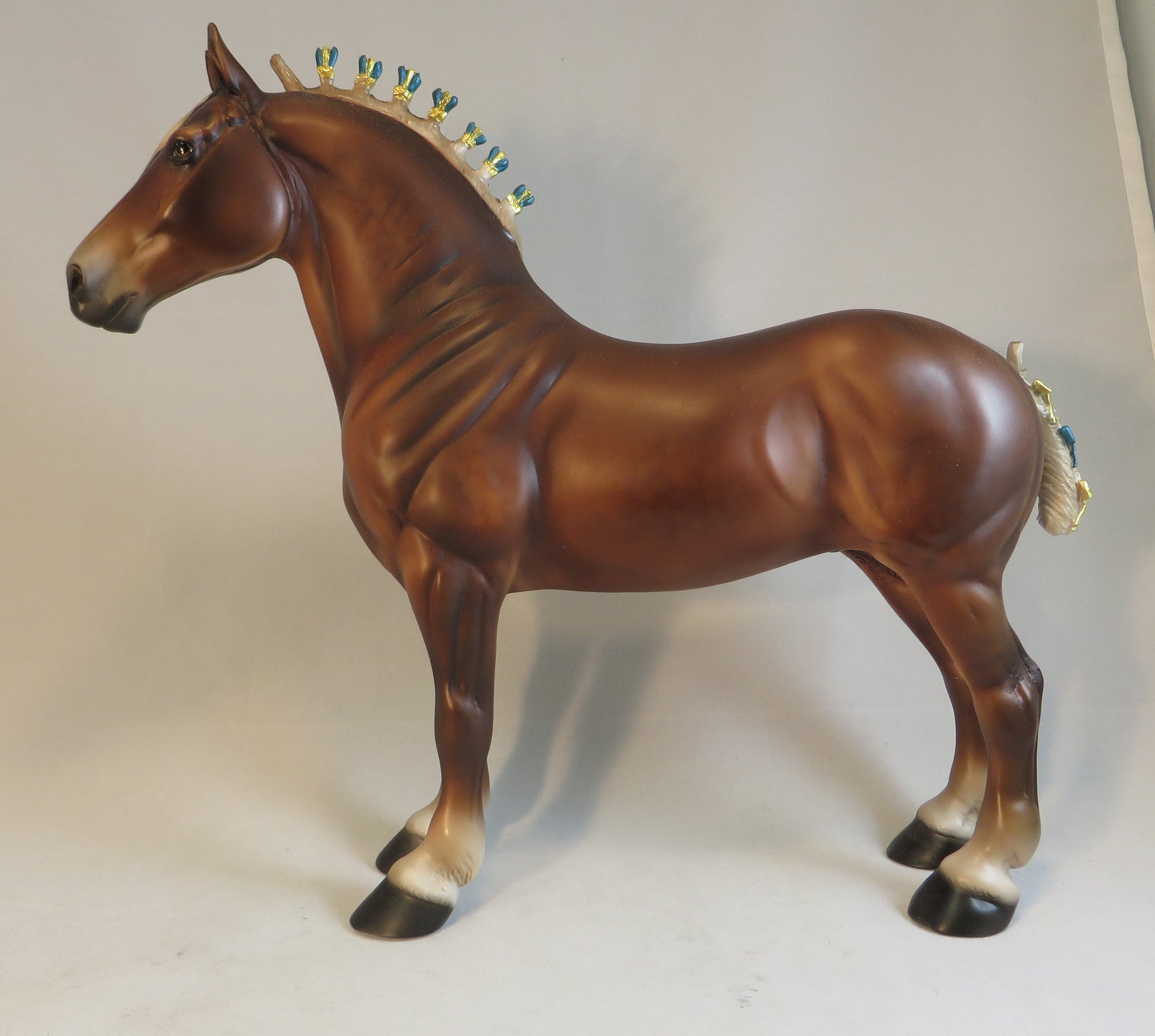 DELCAN - Standing Drafter Horse with Bows on Tail & Bobs on Mane