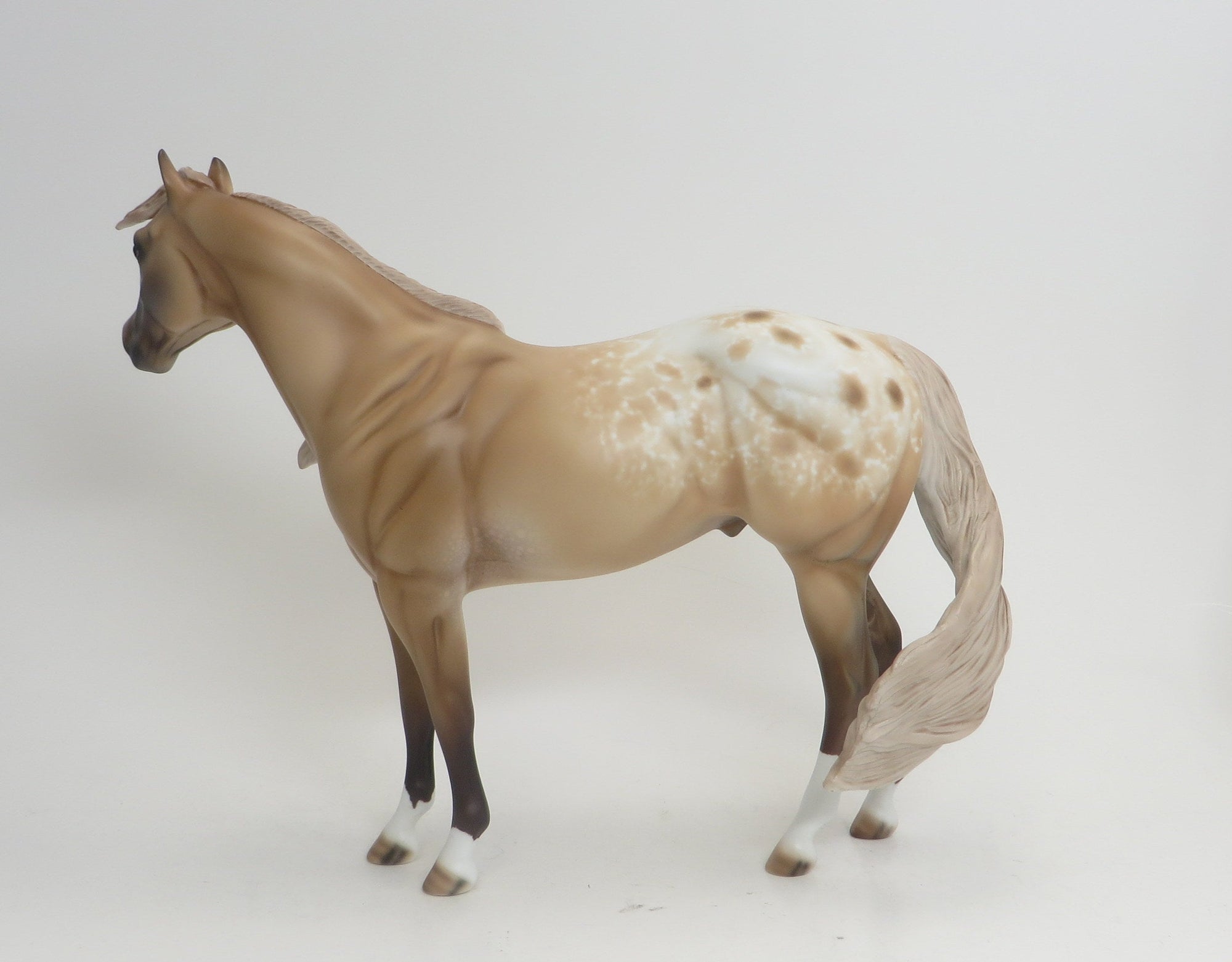 LEAVE&#39;S ARE FLYIN&#39;-OOAK-BAT CHIPS 9/4