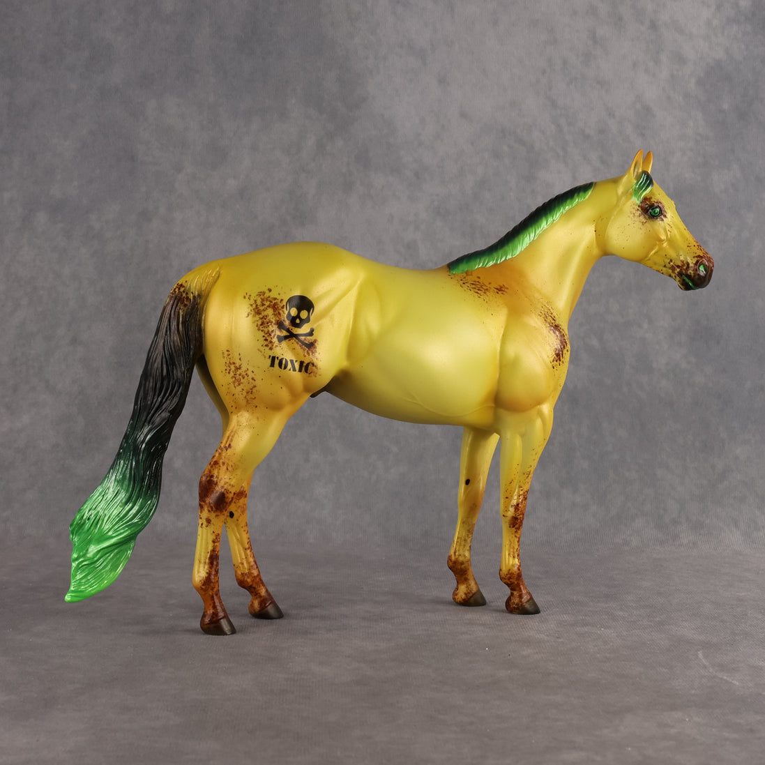 Toxic OOAK Ideal Stock Horse by Ellen Robbins DDOOAKs26