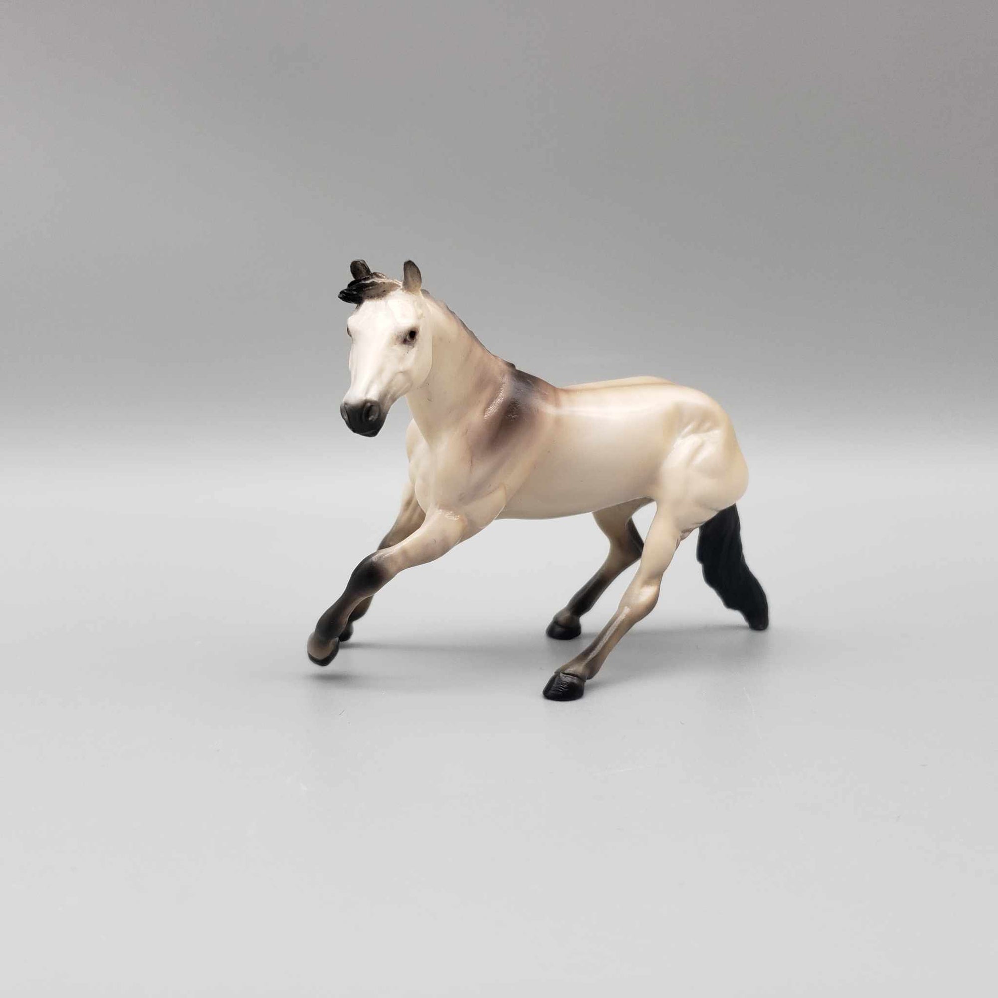 Gulliver&#39;s Travels Grab Bag Chip - 30 pcs 10 Assorted Styles of Chips By Ellen Robbins Classic Literature Series 2024 CL24