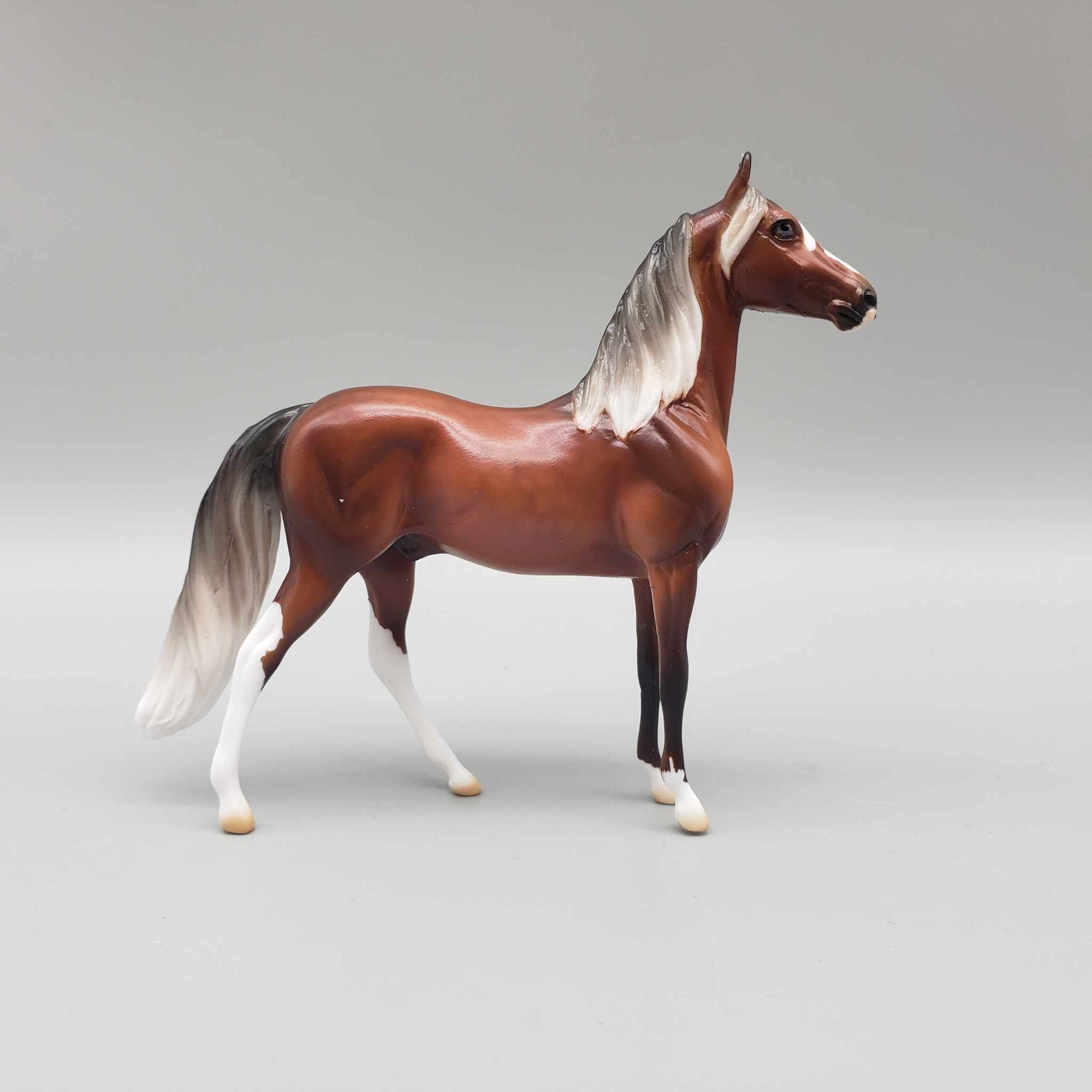 Gulliver&#39;s Travels Grab Bag Chip - 30 pcs 10 Assorted Styles of Chips By Ellen Robbins Classic Literature Series 2024 CL24