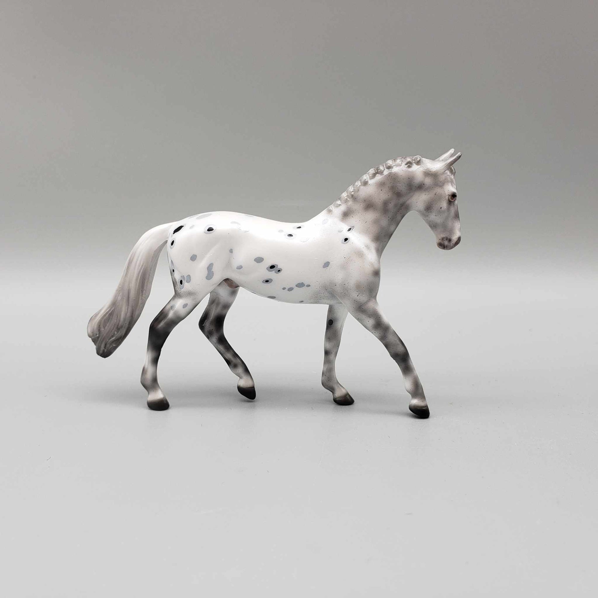 Gulliver&#39;s Travels Grab Bag Chip - 30 pcs 10 Assorted Styles of Chips By Ellen Robbins Classic Literature Series 2024 CL24