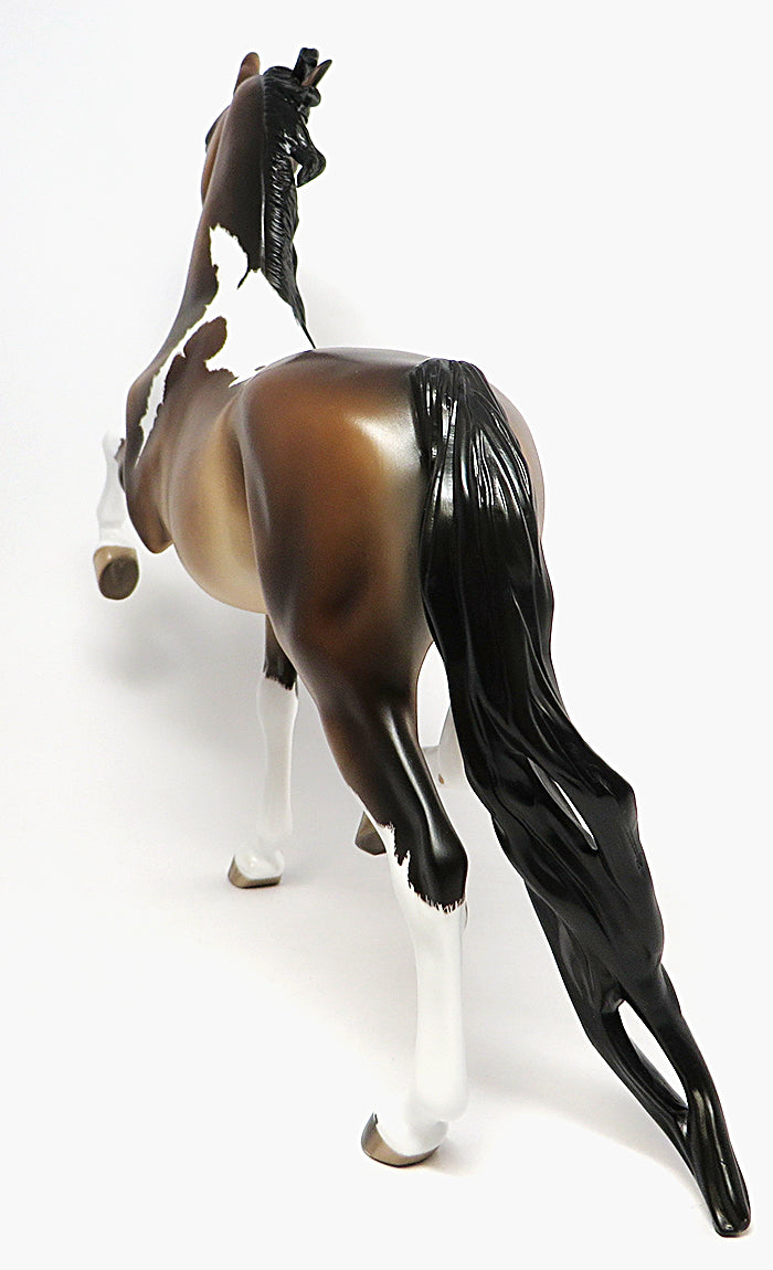 WHIRLY GIG-OOAK DAPPLE ETCHED BUCKSKIN PAINT SADDLEBRED MODEL HORSE 8/2