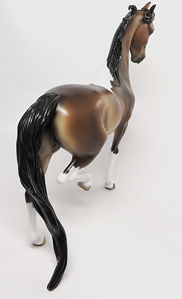 WHIRLY GIG-OOAK DAPPLE ETCHED BUCKSKIN PAINT SADDLEBRED MODEL HORSE 8/2