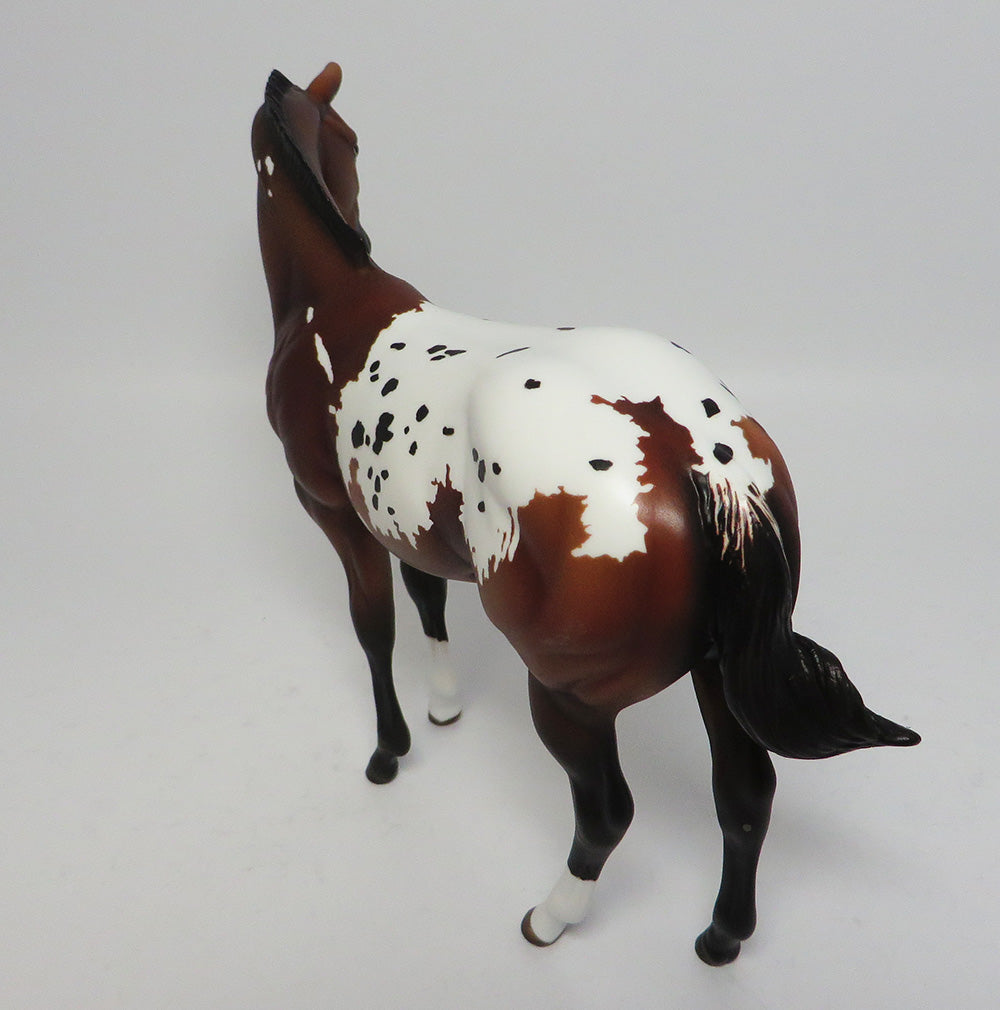 WHIP~OOAK BAY BLANKET APPALOOSA WEANLING MODEL HORSE 4/20