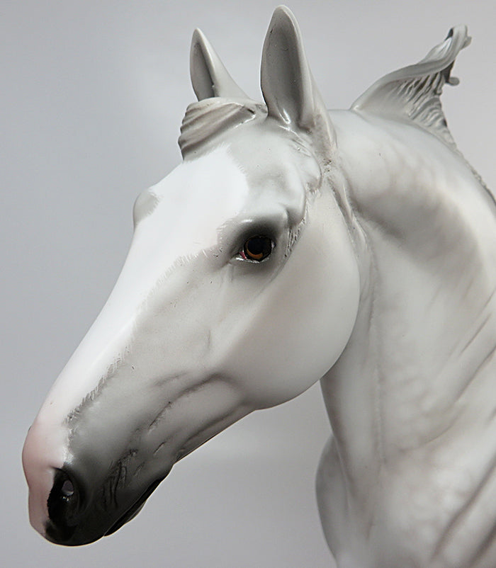 DRAGONS BREATH-OOAK STAR DAPPLE GREY STANDING DRAFTER MODEL HORSE 8/2