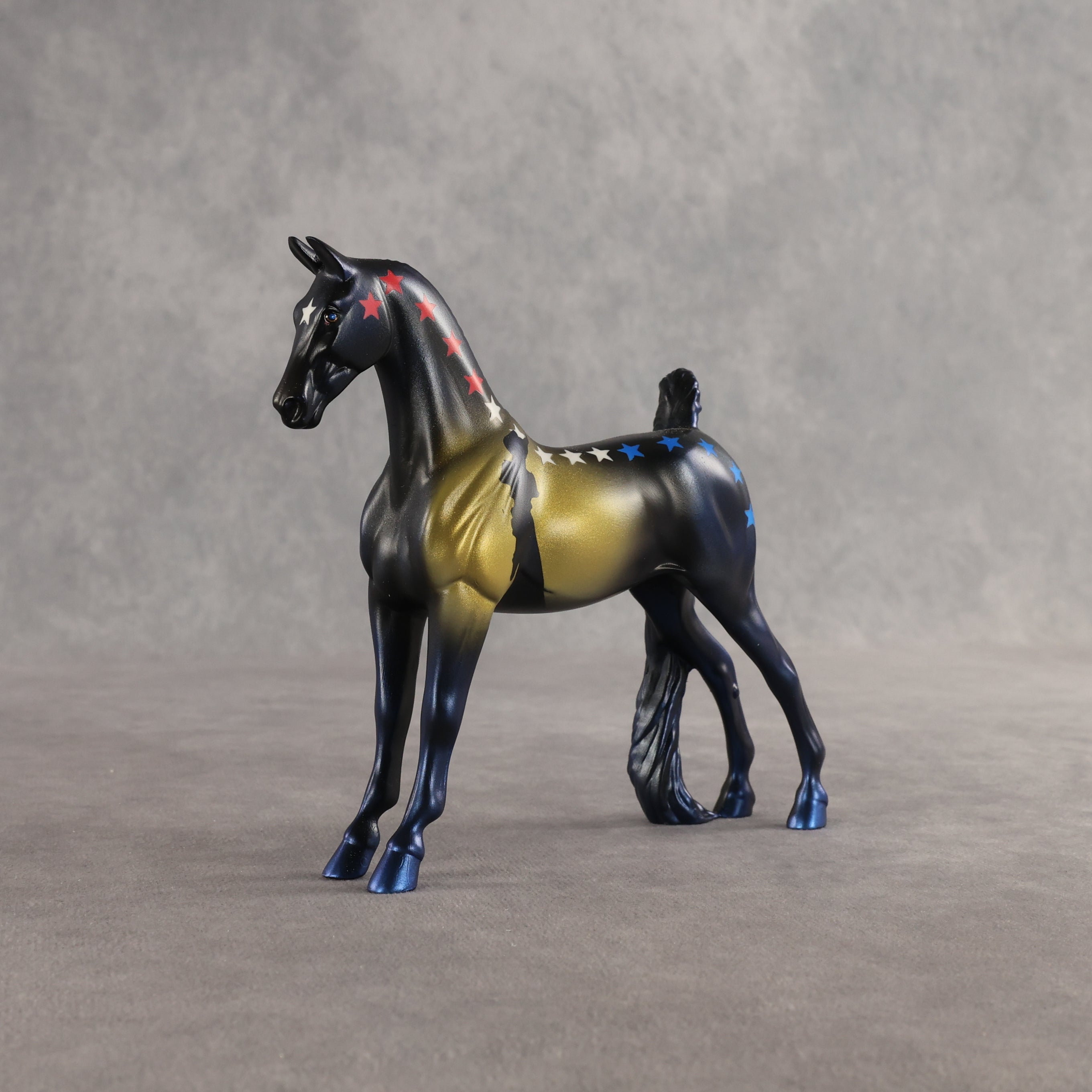 Community LE-5 Pebble Saddlebred by Enrique Duarte WC26