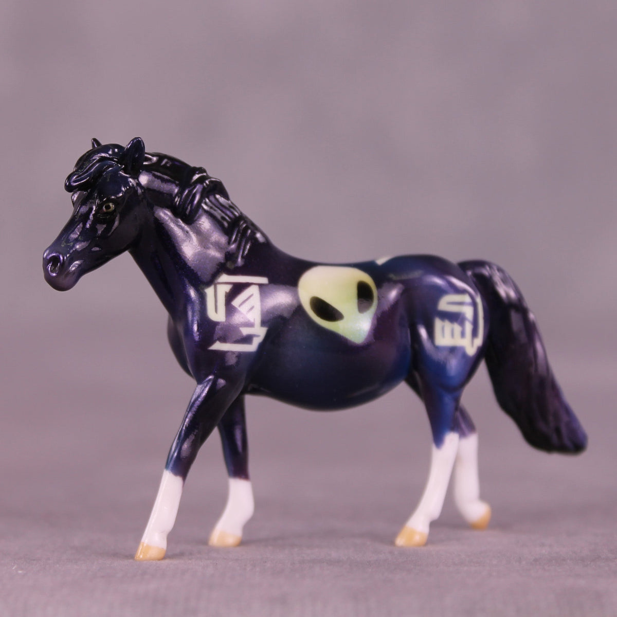 Andromedan Visitor OOAK Chip Pony by Kike (Enrique) Duarte MM25 Group A