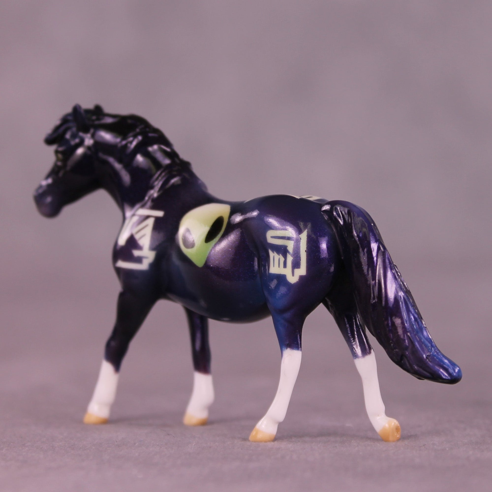 Andromedan Visitor OOAK Chip Pony by Kike (Enrique) Duarte MM25 Group A
