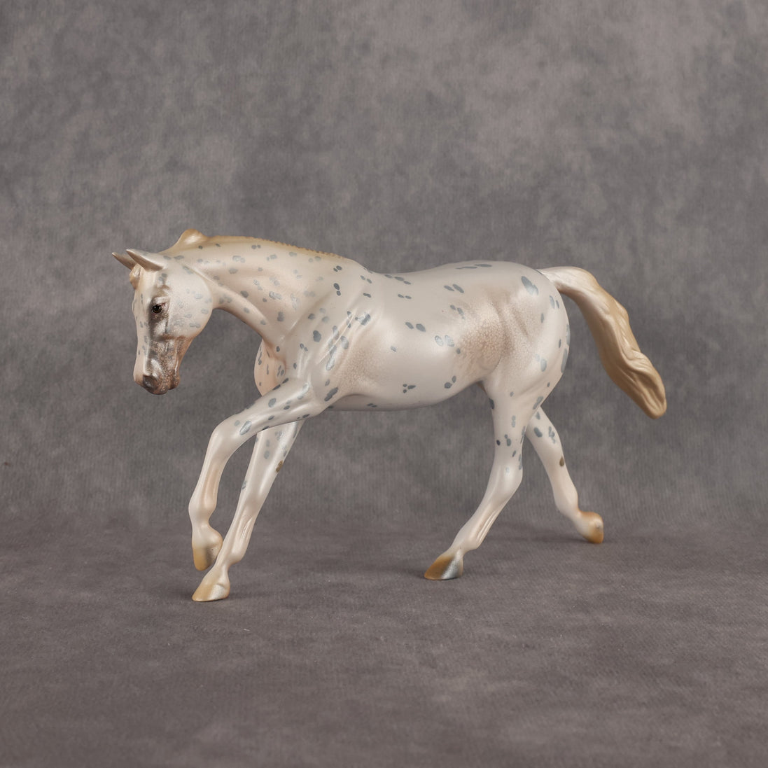Appy Daze OOAK Pebble Stock Horse by Anna Rieck LHS26