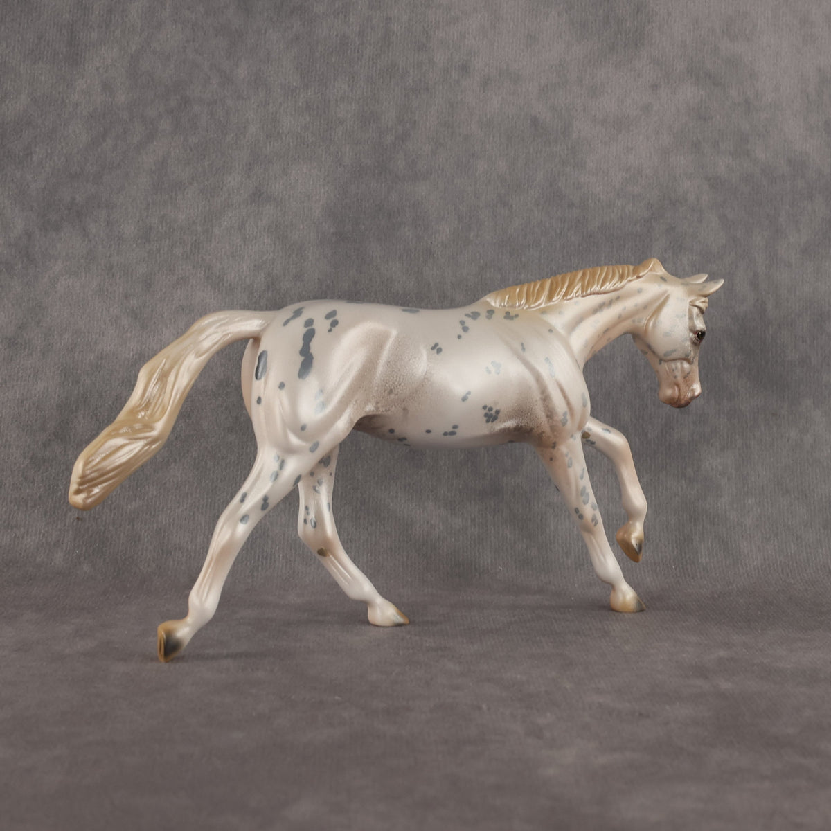 Appy Daze OOAK Pebble Stock Horse by Anna Rieck LHS26