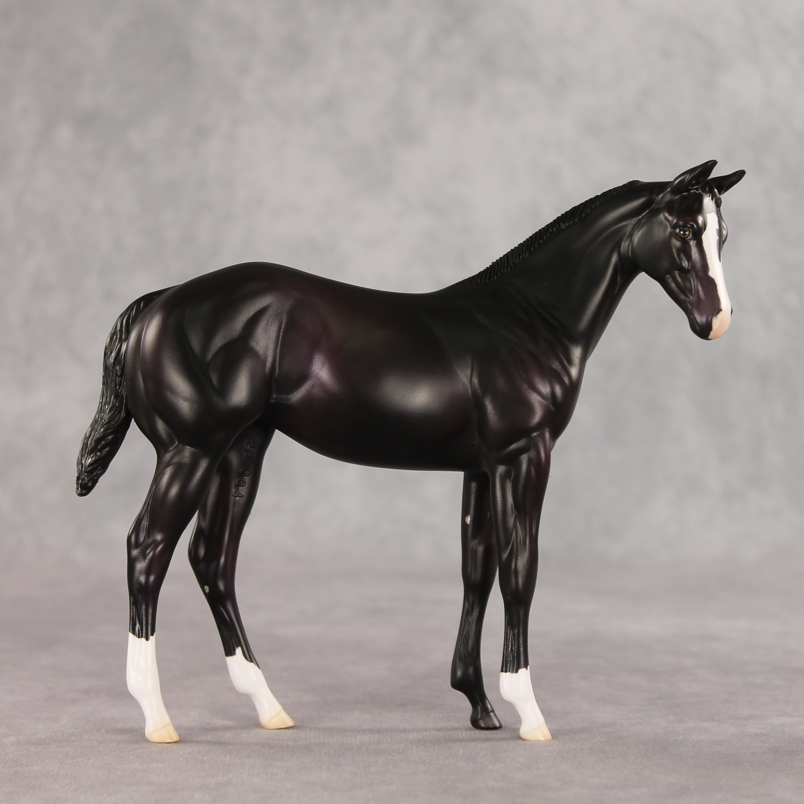 Aubergine OOAK Stock Horse Weanling by Jess Hamill VV26