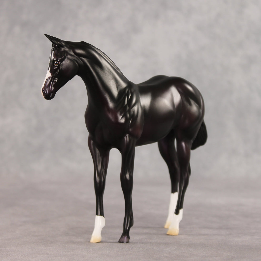 Aubergine OOAK Stock Horse Weanling by Jess Hamill VV26