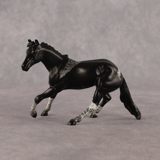Austra OOAK Chip Cutting Horse by Anna Rieck EQ26
