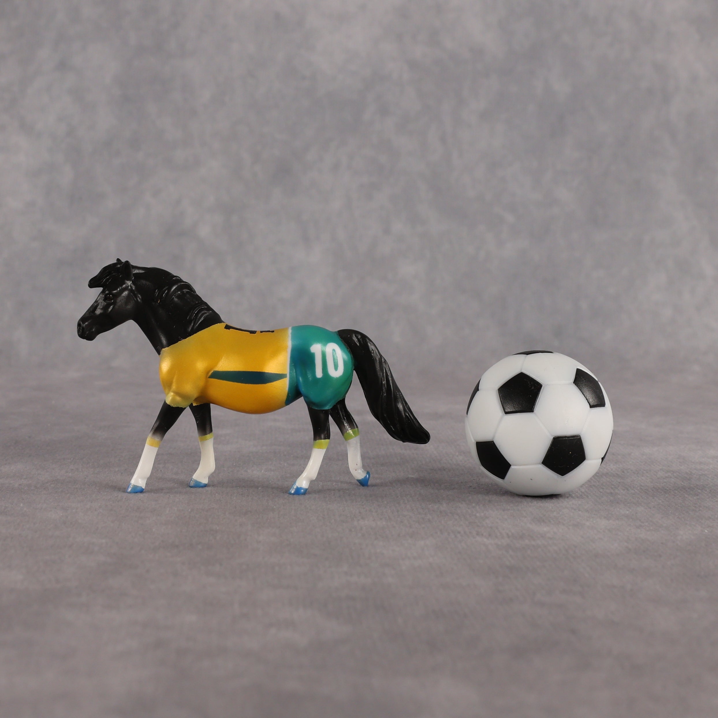 Australia OOAK Chip Pony by Enrique Duarte SCD26