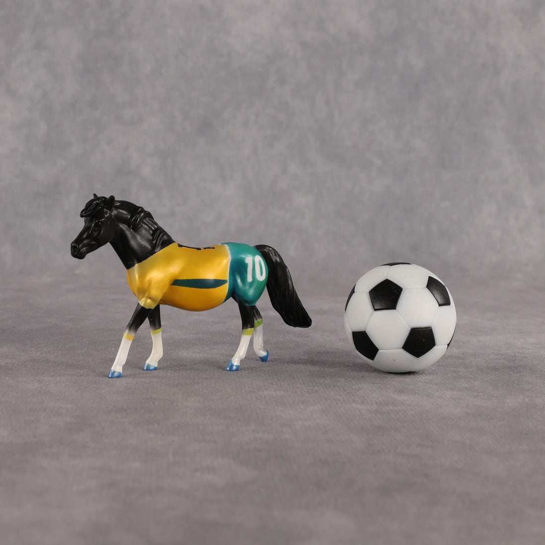 Australia OOAK Chip Pony by Enrique Duarte SCD26