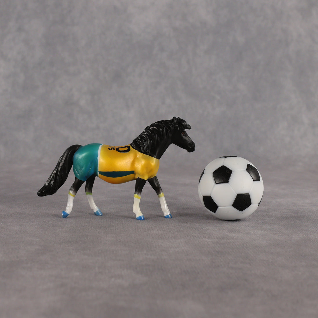 Australia OOAK Chip Pony by Enrique Duarte SCD26