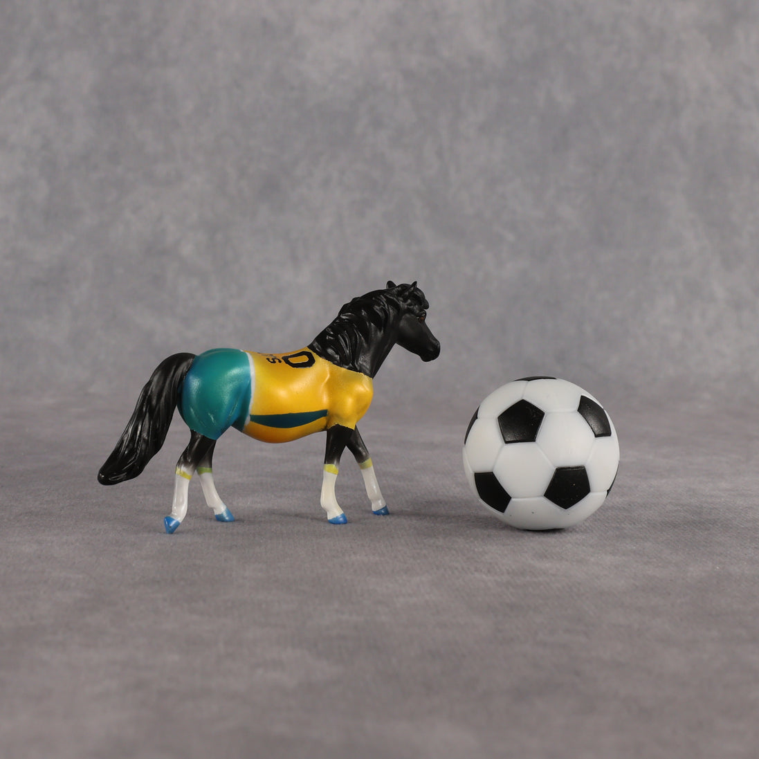 Australia OOAK Chip Pony by Enrique Duarte SCD26