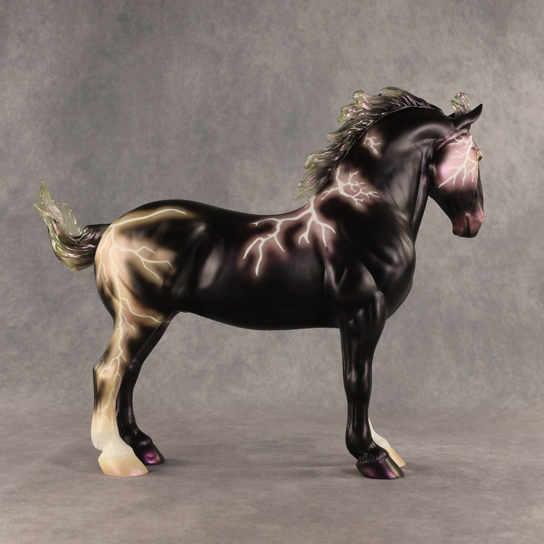 Baraq LE-15 FCM Standing Drafter by Ashley Palmer & Melanie Miller EL26