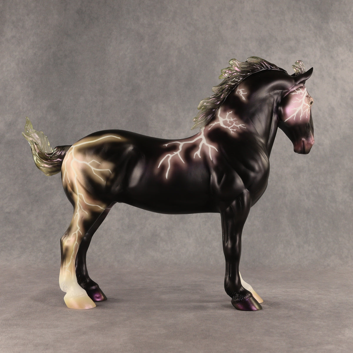 Baraq LE-15 FCM Standing Drafter by Ashley Palmer & Melanie Miller EL26