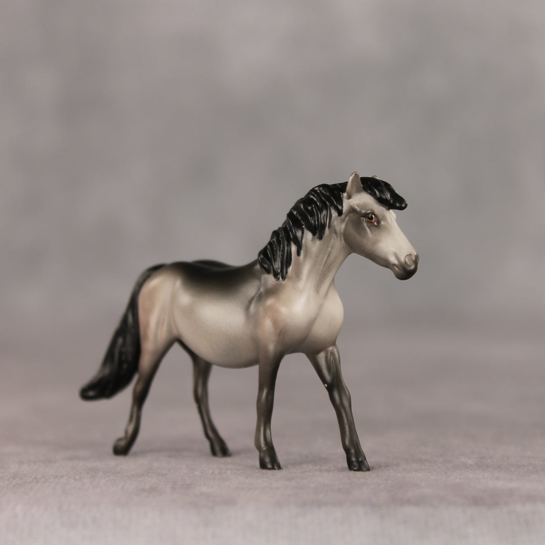 Beau OOAK Chip Pony by Anna Rieck VV26