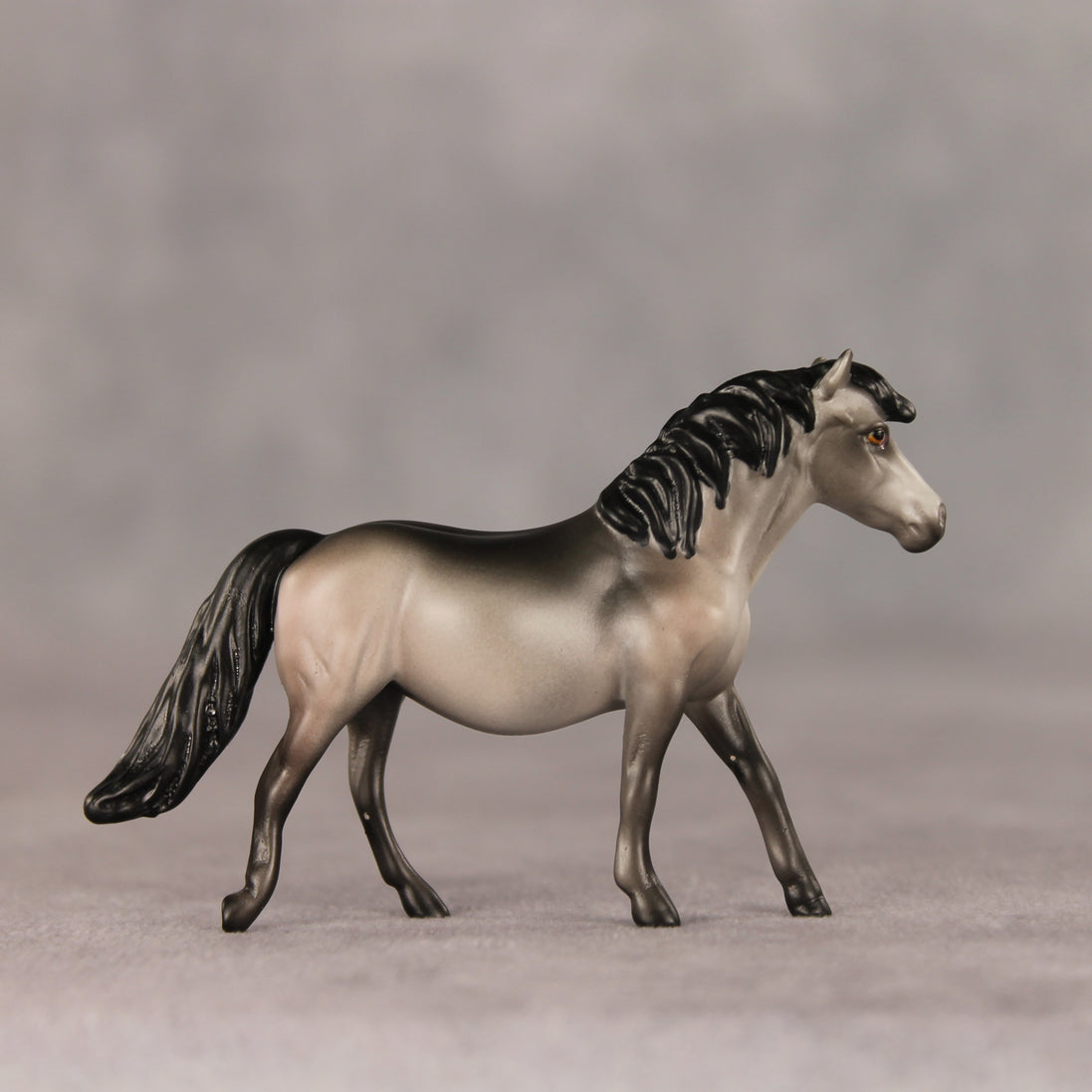 Beau OOAK Chip Pony by Anna Rieck VV26