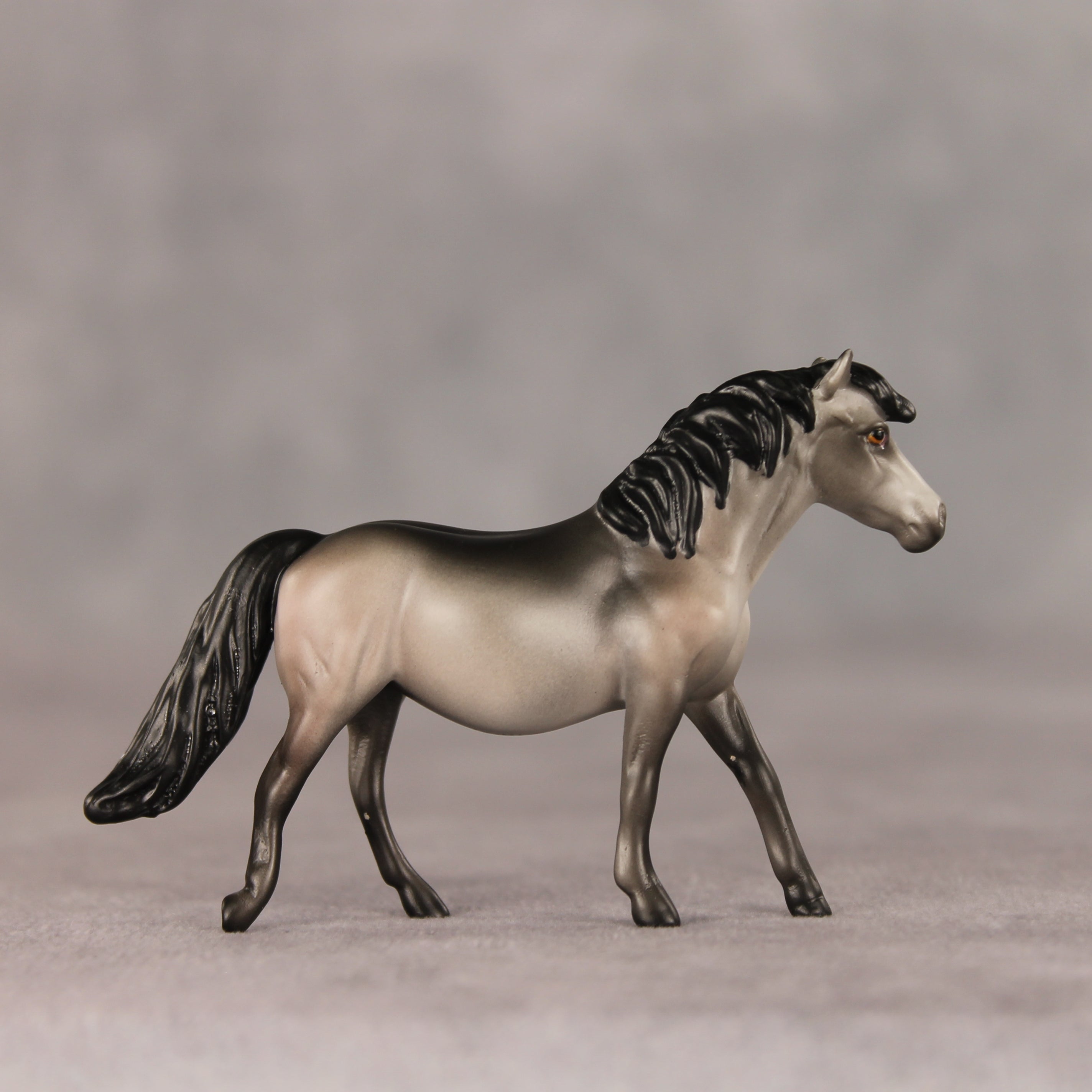 Beau OOAK Chip Pony by Anna Rieck VV26