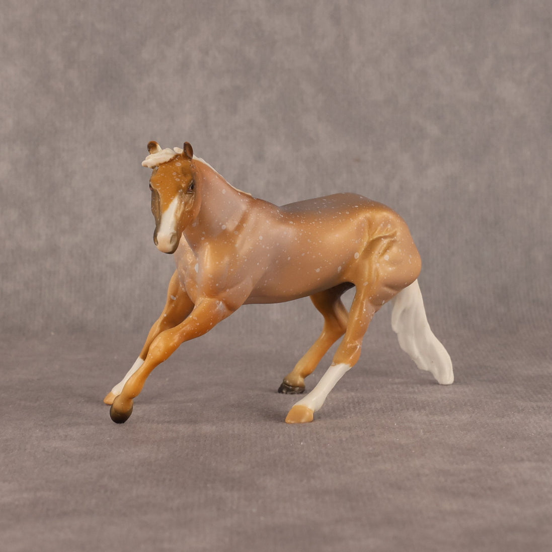 Beep Beep OOAK Chip Cutting Horse by Anna Rieck LHS26