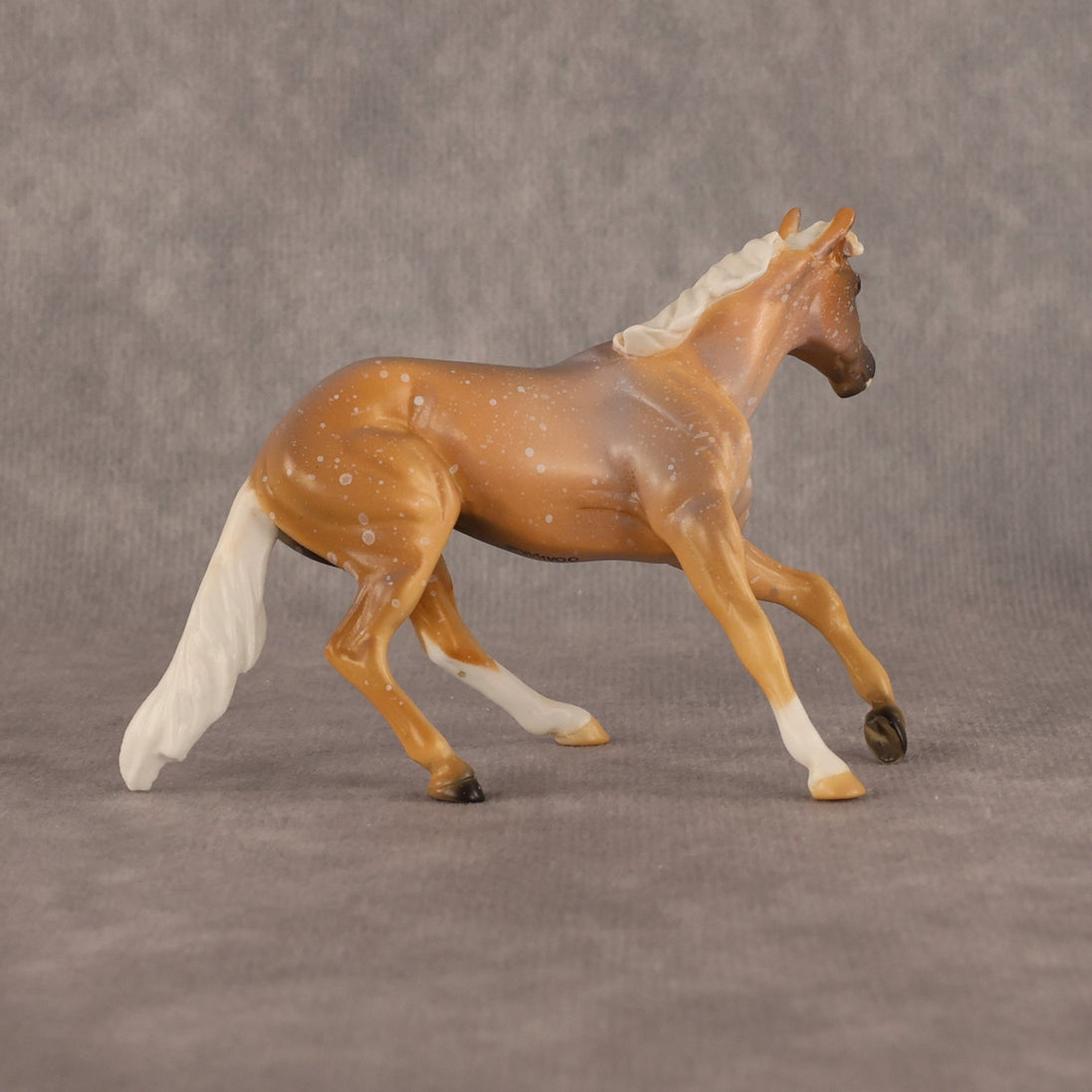 Beep Beep OOAK Chip Cutting Horse by Anna Rieck LHS26