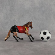 Belgium OOAK Chip Cutting Horse by Enrique Duarte SCD26