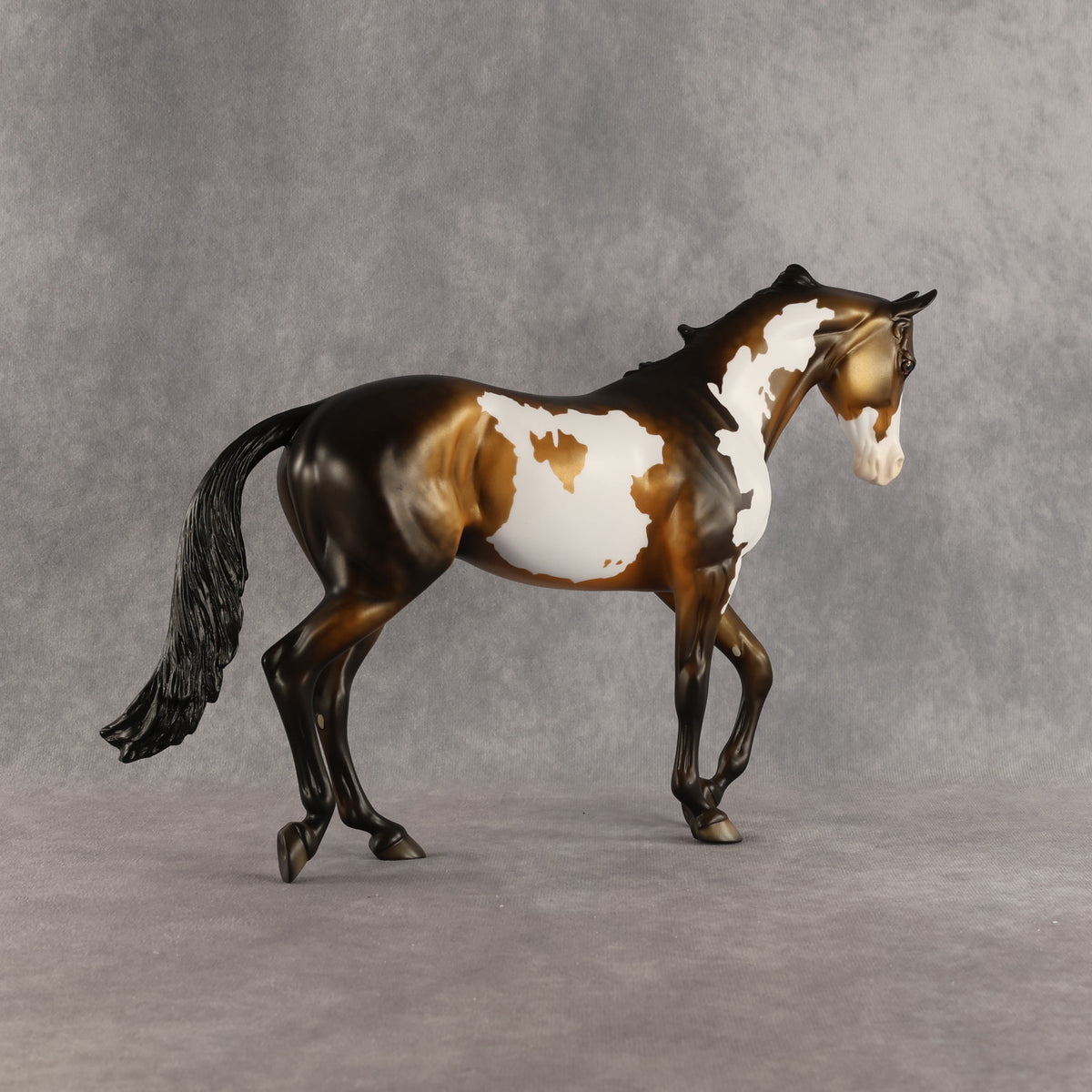 Benjamin OOAK Thoroughbred by Dawn Quick SHCF26