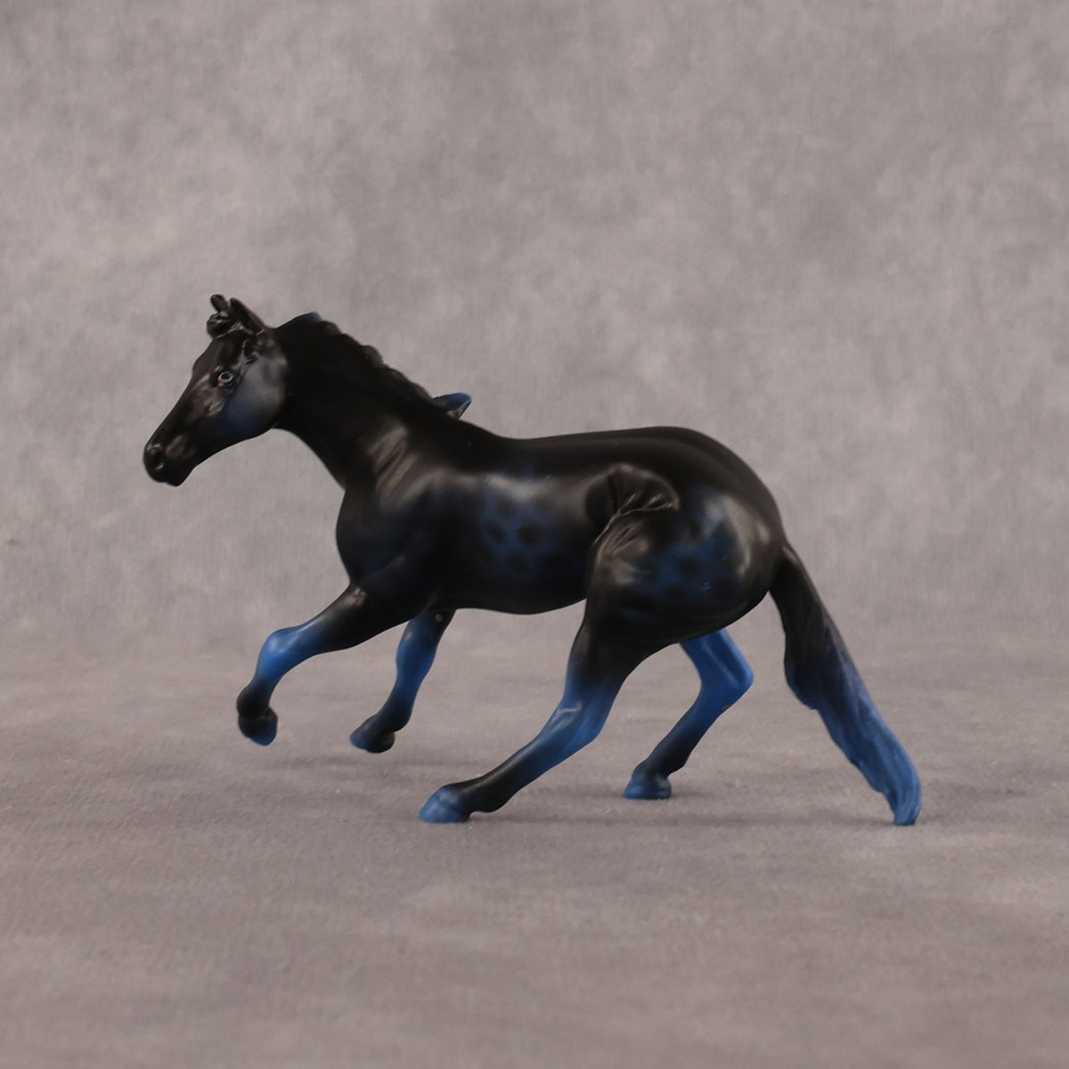 Bet Me Blue OOAK Chip Cutting Horse by Anna Rieck LHS26