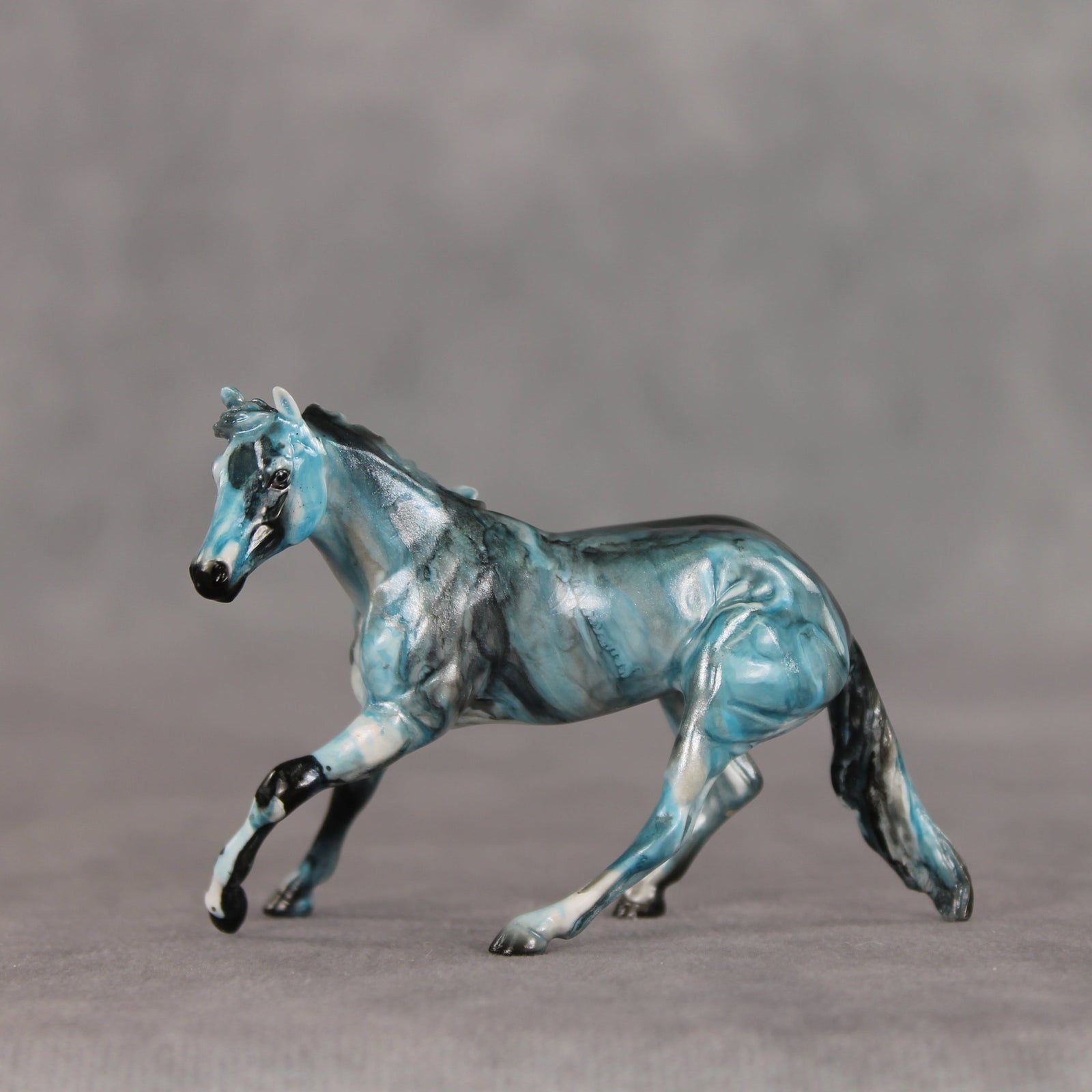 Blue Razz OOAK Chip Cutting Horse by Julie Keim VV26