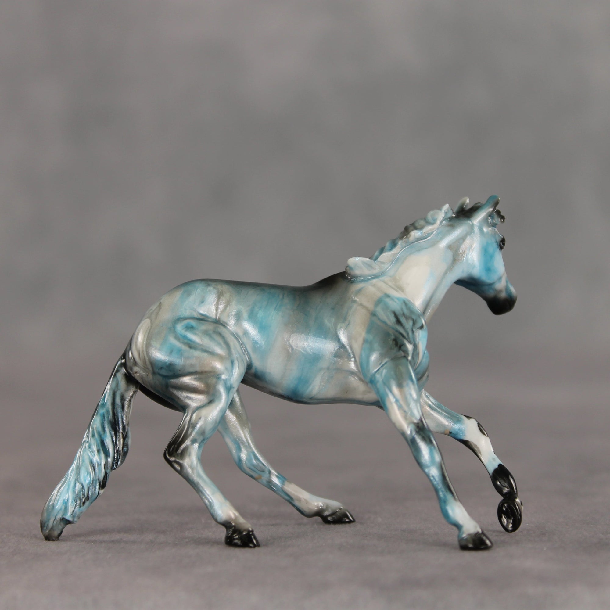 Blue Razz OOAK Chip Cutting Horse by Julie Keim VV26