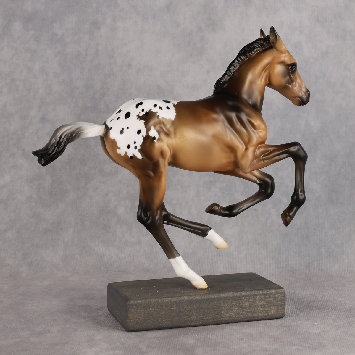 Blustery LE-7 FCM Pimento by Ashley Palmer EL26