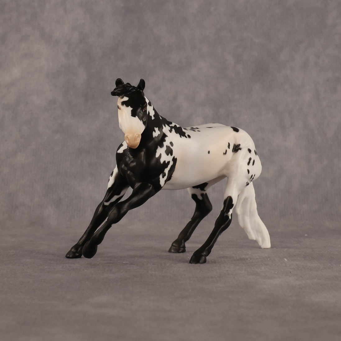 Bonjour OOAK Chip Cutting Horse by Alex Fortman LHS26