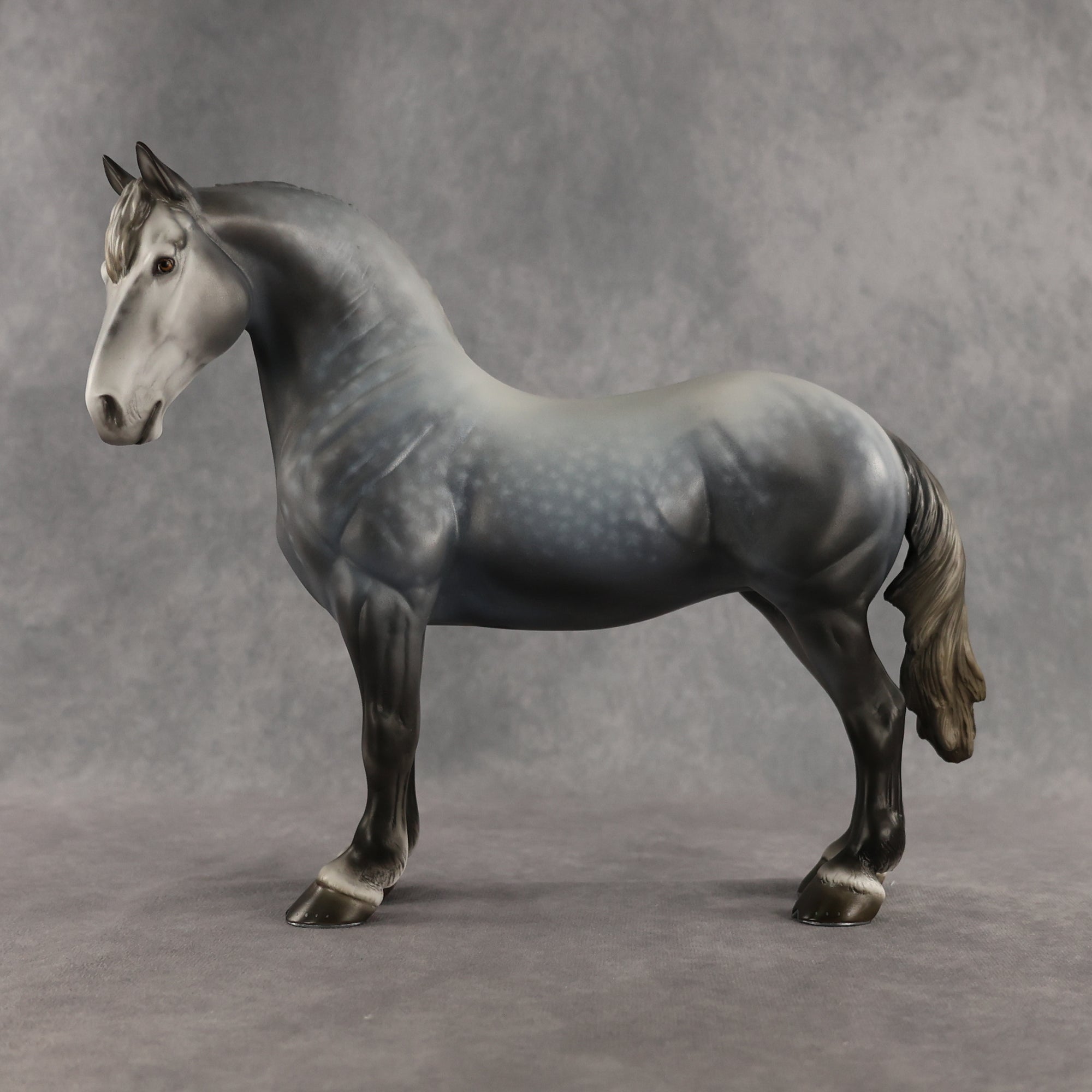 Bonnie LE-30 FCM Standing Drafter by Ellen Robbins SHCF26
