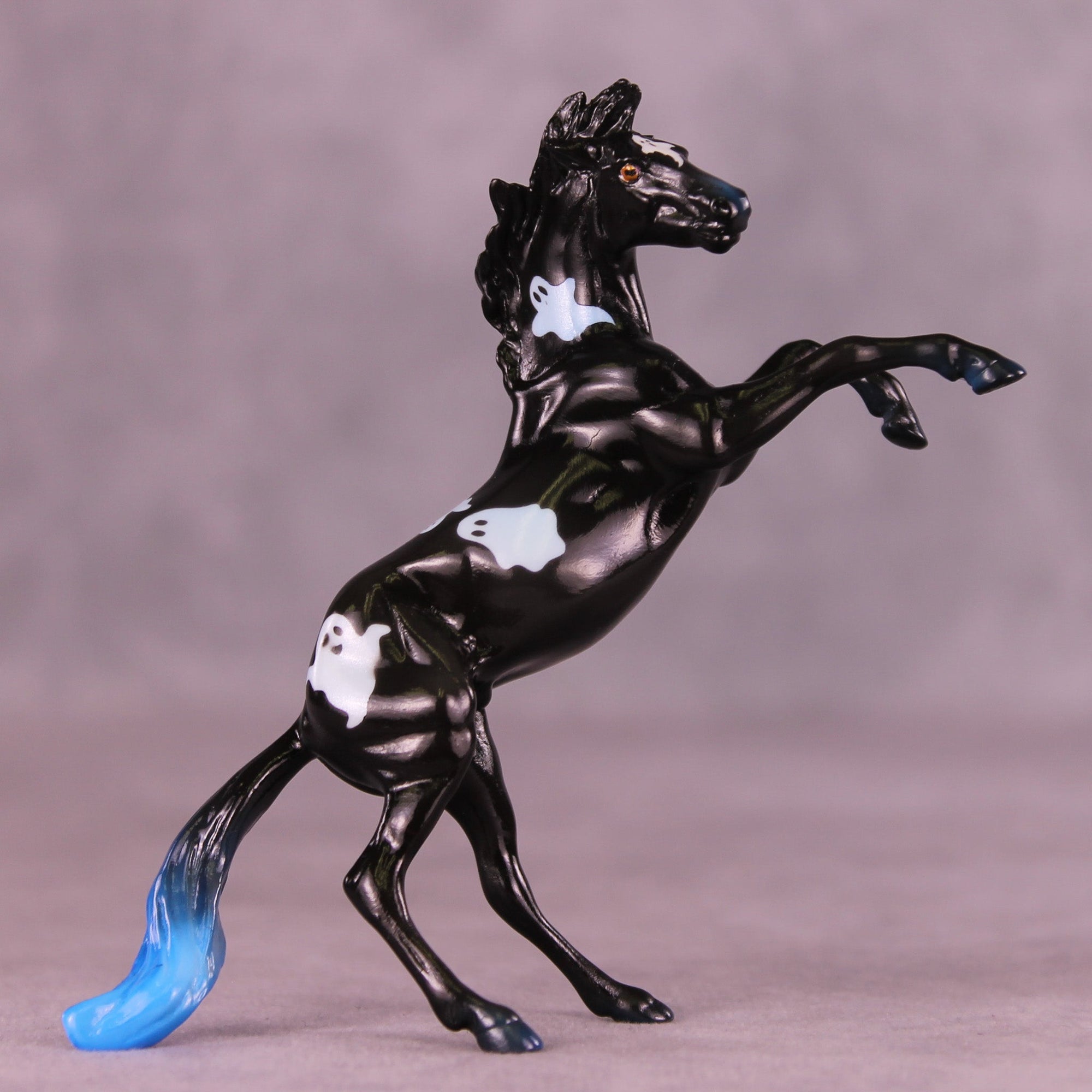 Booooo OOAK Chip Mustang by Kike (Enrique) Duarte MM25 Group B